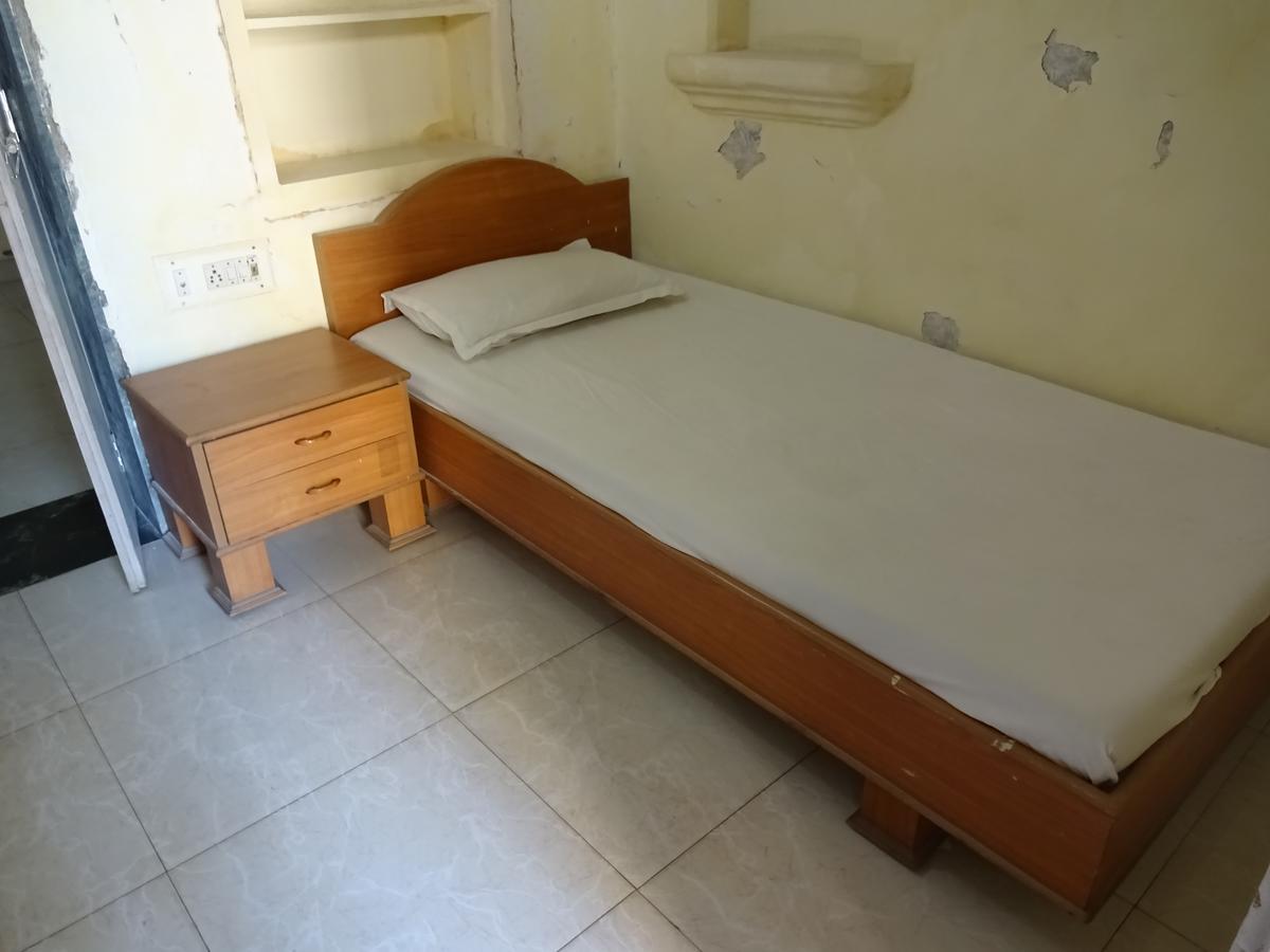 Hotel Shahibaug *