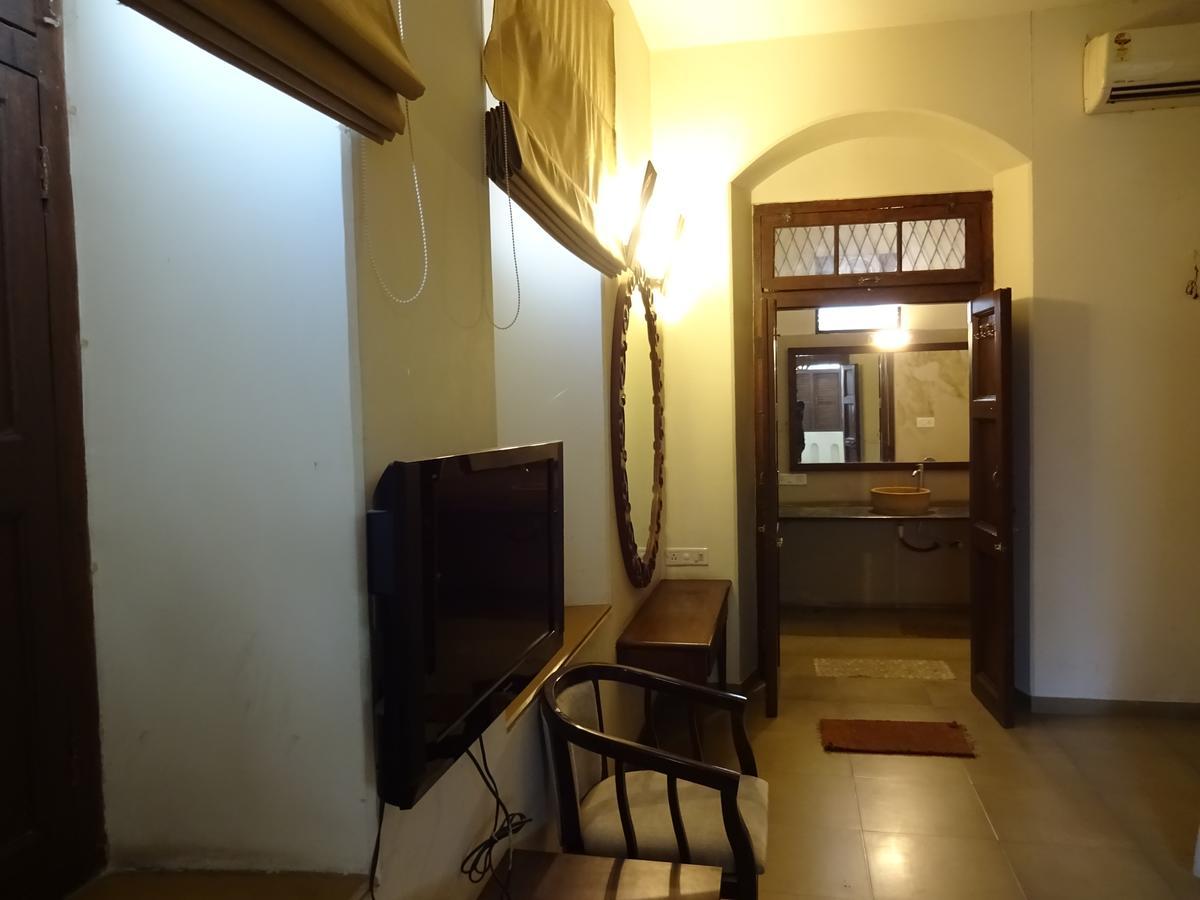 Shahibaug Hotel